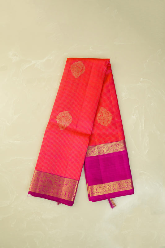 Kanjivaram Pure Silk Bottle Green With Pink Border And Golden Zari Pallu Saree