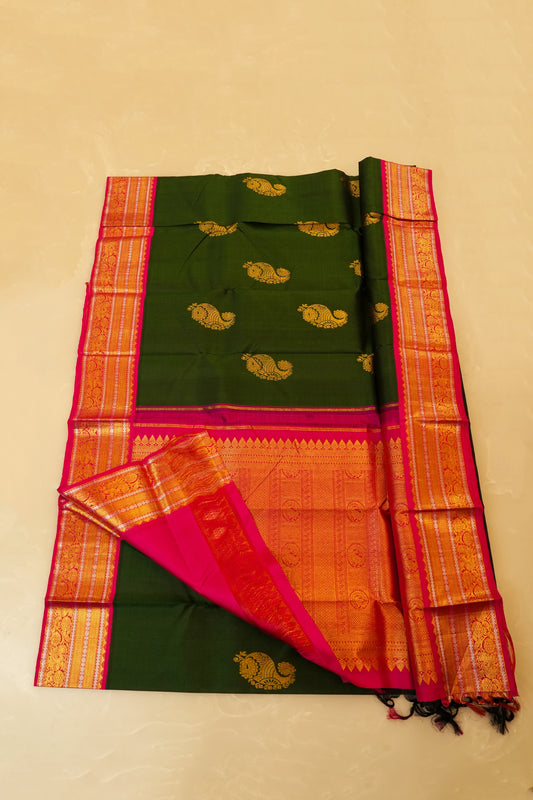 Kanjivaram Pure Bottle green With Magenta Border And Golden Zari Pallu Silk Saree