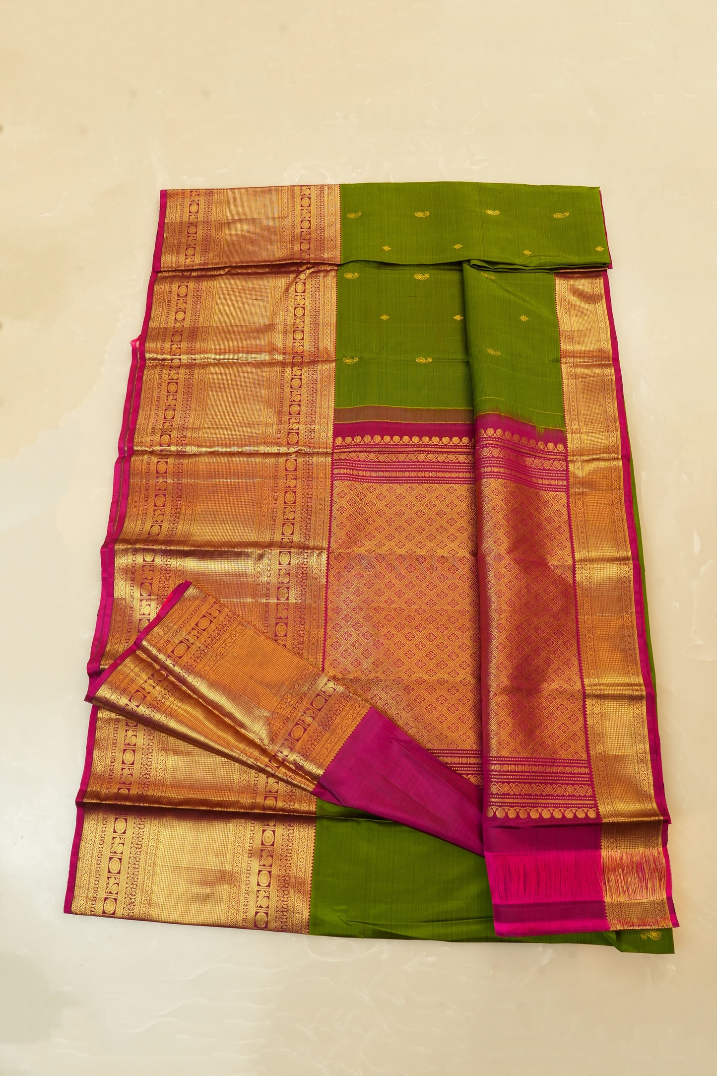 Kanjivaram Silk Saree – Green & Pink with Rich Zari Work